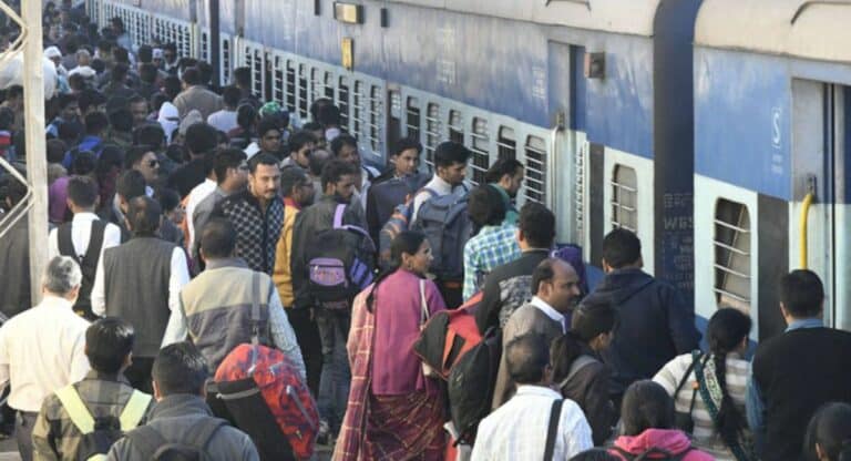 Rail Madad App से शिकायतों का त्वरित निराकरण, कहीं आप अनजान तो नहीं?