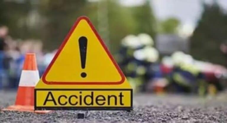 Road Accident: दिल्ली-मुंबई एक्सप्रेस-वे पर भीषण हादसा, एक ही परिवार के 6 लोगों की मौत