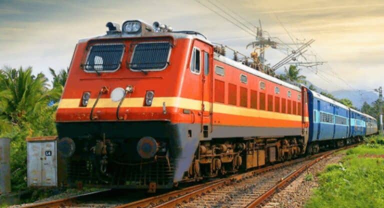 News useful for railway passengers: पश्चिम रेलवे इन शहरों के लिए चलाएगी वन वे फेस्टिवल स्पेशल ट्रेन