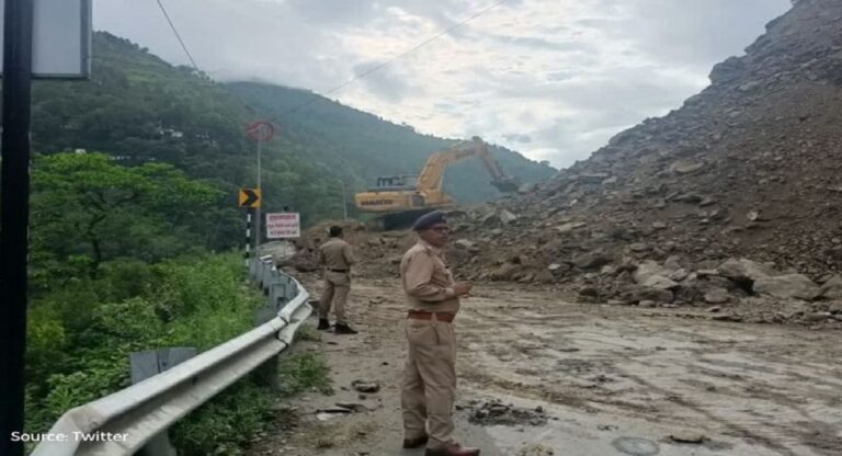 चारधाम के तीर्थयात्रियों के लिए बुरी खबर, बदरीनाथ राष्ट्रीय राजमार्ग अवरुद्ध