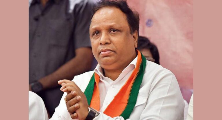 Ashish Shelar: आशीष शेलार ने राहुल गांधी के आरक्षण रद्द करने वाले बयान पर बोला हमला, कहा- कांग्रेस का असली चेहरा उजागर