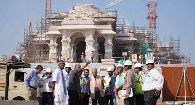 राम मंदिर निर्माण समिति के अध्यक्ष ने किया मंदिर परिसर का निरीक्षण