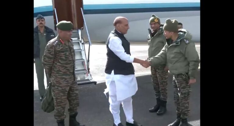 Rajnath Singh: सियाचिन दौरे पर रक्षा मंत्री राजनाथ सिंह, सशस्त्र बलों के जवानों से करेंगे मुलाकात