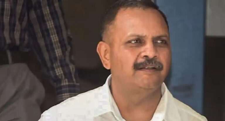 Malegaon blast case: ‘मुझ पर संघ और विहिप नेताओं के नाम लेने के लिए दबाव डाला गया’, कर्नल पुरोहित ने किया दावा