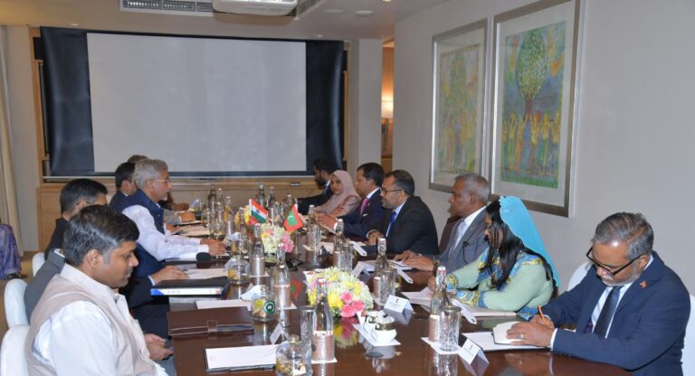 Maldives: भारत से बिगड़ते संबंधों के बीच एस जयशंकर ने मालदीव को दी यह सलाह!