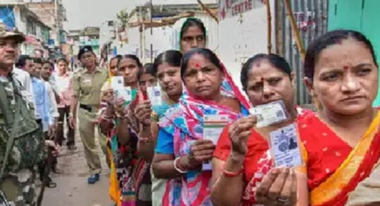 Lok Sabha Elections: बंगाल में वोटिंग के दौरान फिर हिंसा, इतने लोगों की गई जान