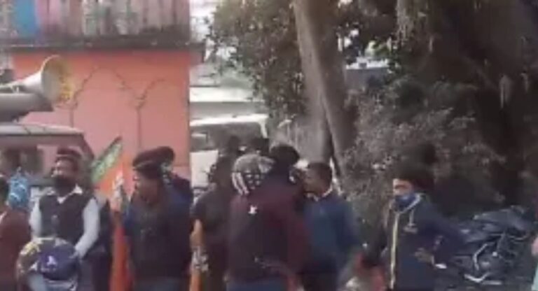 West Bengal: पूर्वी मेदिनीपुर में भाजपा कार्यकर्ताओं पर हमला, तो उल्बेरिया में हुआ ऐसा कांड