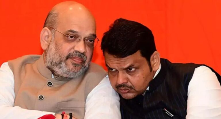 Maharashtra Politics: अमित शाह ने डिप्टी सीएम देवेंद्र फडणवीस के इस्तीफे पर लगाई रोक, जानें आगे क्या होगा