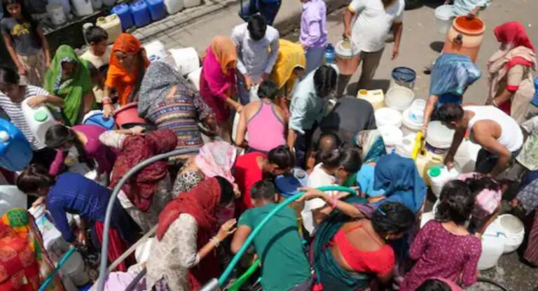 Delhi Water Crisis: दिल्ली के कई अन्य इलाकों के साथ लुटियंस क्षेत्र में भी पहुंचा जल संकट, NDMC ने की पानी बचाने की अपील