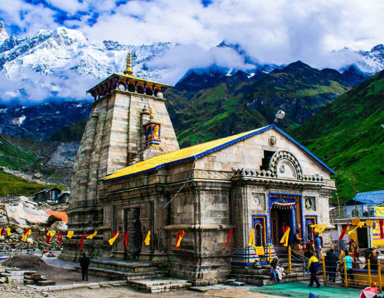 Kedarnath Temple: केदारनाथ मंदिर से जुड़ी 10 अद्भुत जानकारी