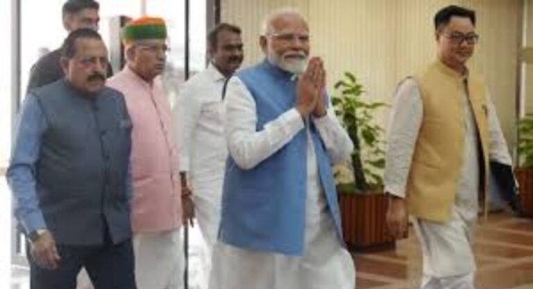 NDA Meeting: प्रधानमंत्री मोदी ने एनडीए सांसदों को दिया महामंत्र, कहा- पहली जिम्मेदारी देश सेवा