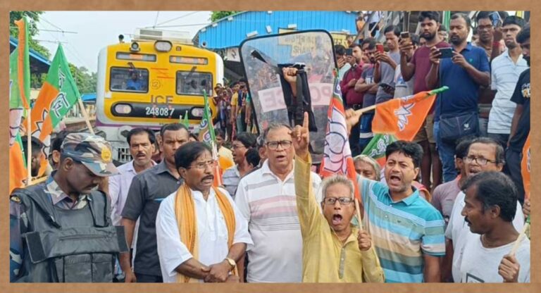 Bengal Bandh: भाजपा के बंद से रेल यातायात प्रभावित, कई जगह रोकी गईं ट्रेनें