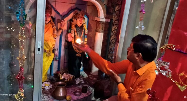 Shri Krishna Janmotsav: कान्हा के जन्म लेते ही लगा जयकारा, ‘हाथी घोड़ा पालकी जय कन्हैया लाल की’