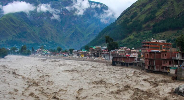 Cloudburst: हिमाचल में बादल फटने से अब तक कितनों की गई जान, मुख्य सचिव ने जारी की लिस्ट