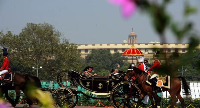 78th Independence Day: जानिये, ढाई हजार साल में कितनी बार बंटा भारत