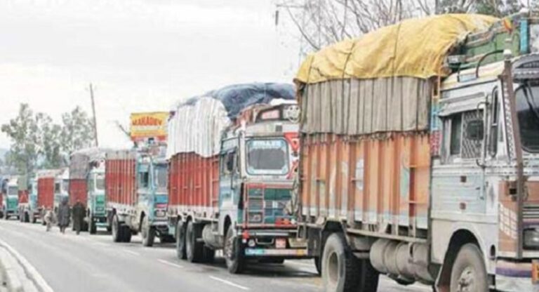 Strike: पश्चिम बंगाल में ट्रक ऑपरेटरों की तीन दिवसीय हड़ताल का ऐलान, जानिये क्या हैं मांग