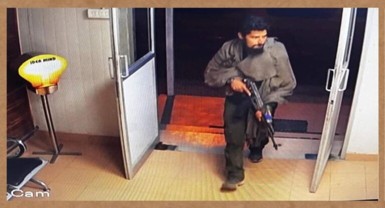 Ganderbal Terror Attack: गांदरबल हमले के आतंकी का CCTV फुटेज आया सामने, हथियारों से लैस भागता दिखा आरोपी