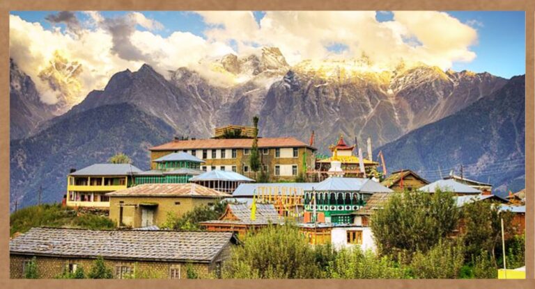 Kalpa Himachal: हिमाचल प्रदेश का कल्पा है बेहद खूबसूरत, जानें यहां घूमने की 10 बेहतरीन जगहों के बारे में