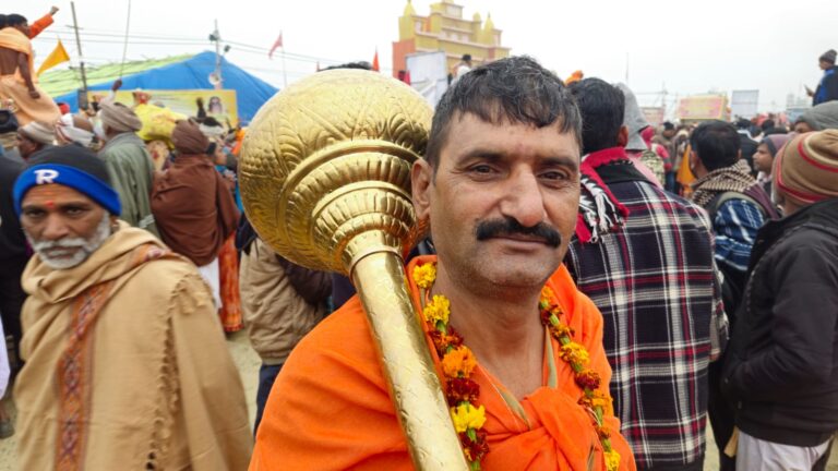 Maha Kumbh 2025 : Exclusive तस्वीरों के जरिये देखें महाकुंभ 2025