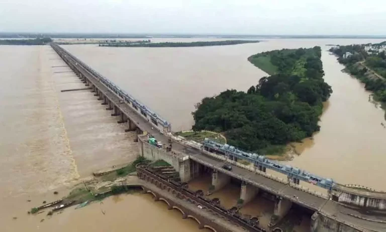 Godavari River : भारत की पवित्र नदियों में से एक गोदावरी की ये बात कोई नहीं जनता !