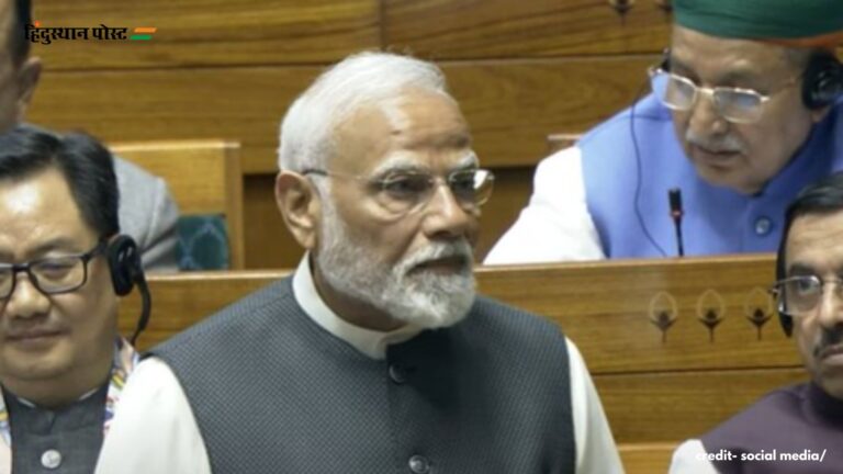 PM Modi in Lok Sabha: झूठे ‘गरीबी हटाओ’ नारे से शीश महल तक, संसद में विपक्ष पर जमकर बरसे PM मोदी