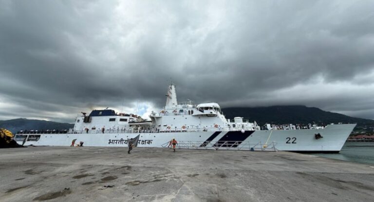 Victoria Port: आईसीजी के जहाज ‘सक्षम’ ने सेशेल्स की यात्रा के साथ समुद्री सहयोग को किया मजबूत!